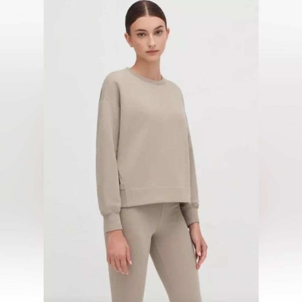 CUYANA Stone Beige Cropped Fleece Sweatshirt XS XXS